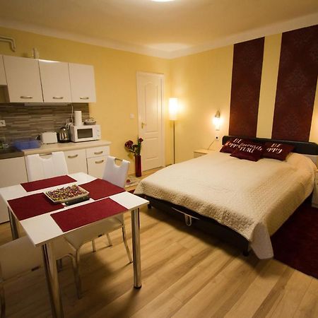 Angyal Apartman Черкесёлё Экстерьер фото